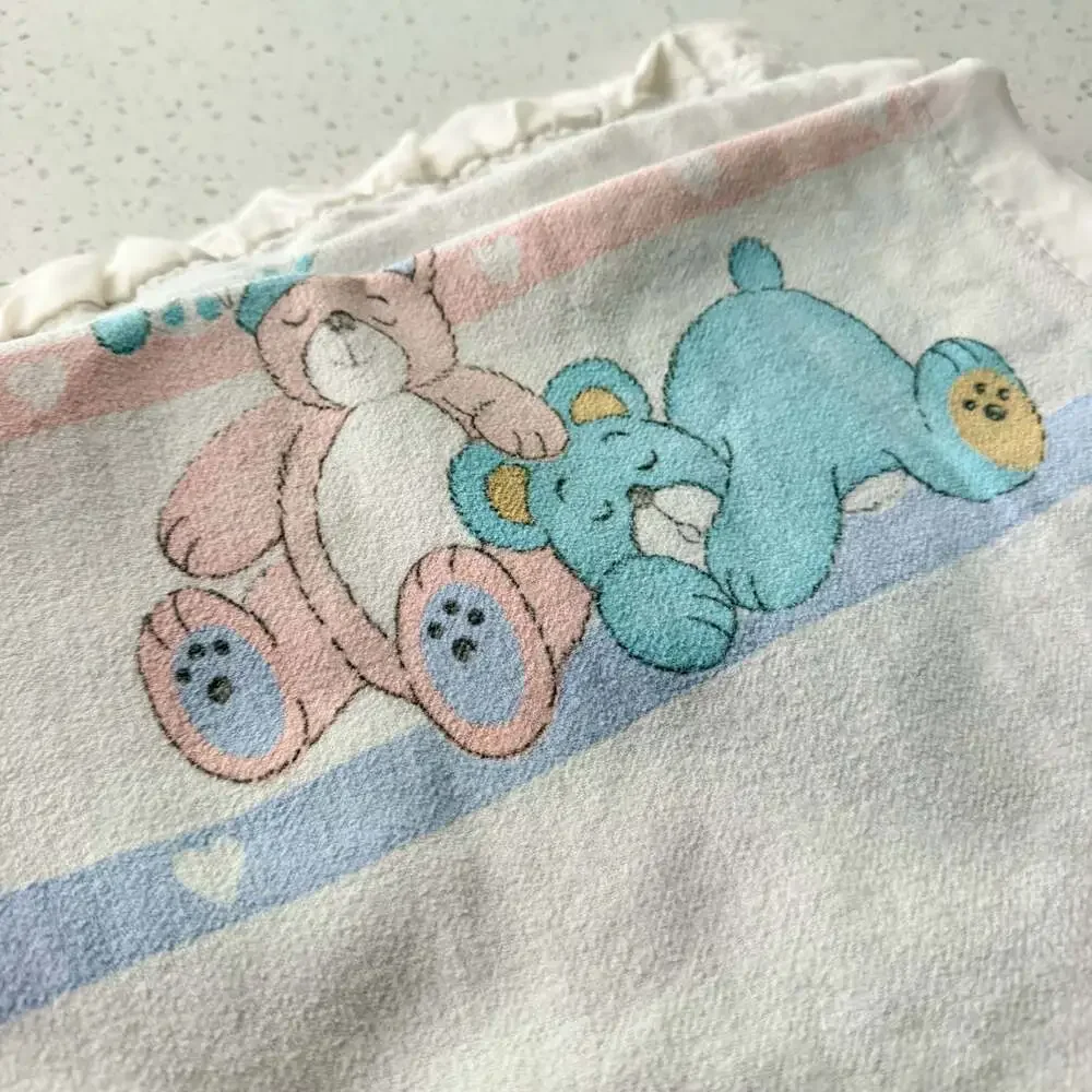 VTG Dundee Mills blanket cotton Approx 45x34inches pastel Bears design